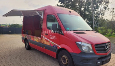 Mercedes Sprinter, 2016 an photo