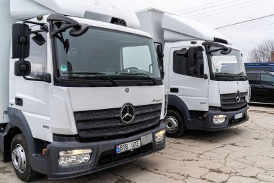 Mercedes Atego 818, 2014 an photo 1