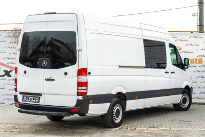 Mercedes 7 Locuri cu TVA 319, 2014 an photo 1