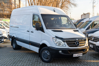 Mercedes Sprinter 519, 2012 an photo