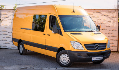 Mercedes Sprinter, 2009 an photo