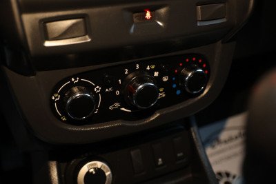 Dacia Duster, 2015 an photo 17