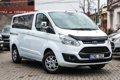 Ford Autoturism 8 Locuri 2014 photo
