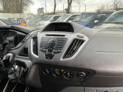 Ford Custom Autoturism cu 9 locuri photo 11