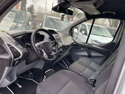 Ford Custom Autoturism cu 9 locuri photo 9