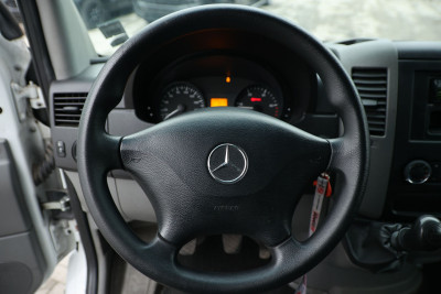 Mercedes Sprinter 2017 photo 46
