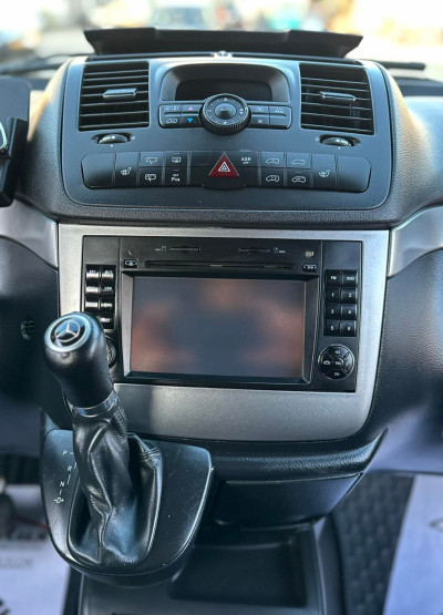 Mercedes Vito 2013 photo 12