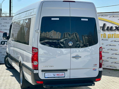 Volkswagen CRAFTER cu TVA  PASAGER photo 3