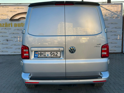 Volkswagen Transporter 2018 photo 17