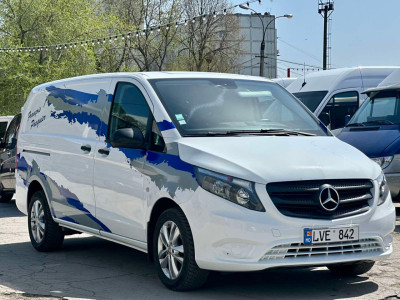 Mercedes Vito photo