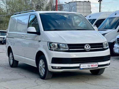 Volkswagen Transporter photo