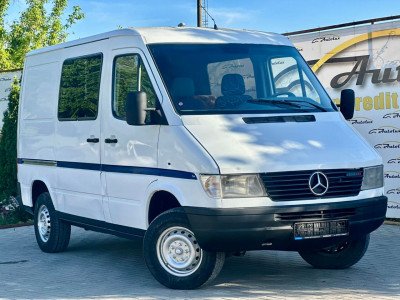 Mercedes SPRINTER photo 1