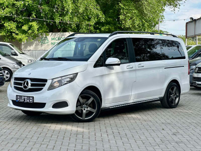 Mercedes V-Class photo 3