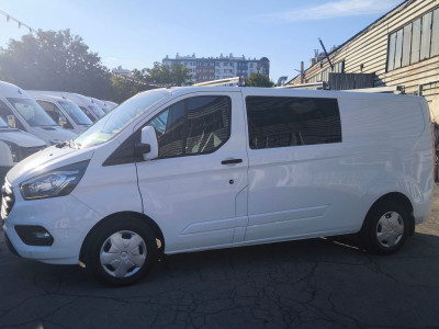 Ford Custum an. 2018 - Autolux.md Ford Custum an. 2018 photo