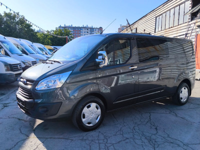 Ford Custum  an. 2016 - Autolux.md Ford Custum  an. 2016 photo