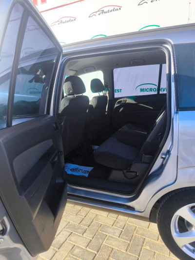 Opel Zafira an. 2010 - Autolux.md Opel Zafira an. 2010 photo 5