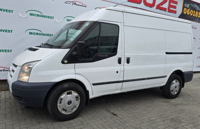 Ford Transit an. 2013 photo