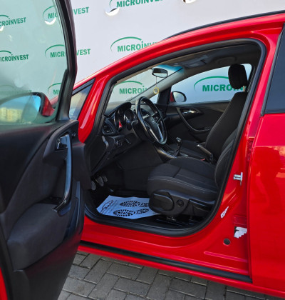 Opel Astra an. 2011 photo 6