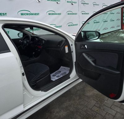 KIA Optima an. 2013 photo 9