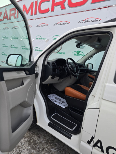 Volkswagen Transporter  an. 2017 photo 5