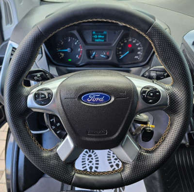 Ford Transit Custum TVA photo 9