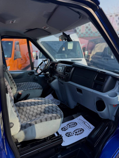 Ford transit sport photo 6