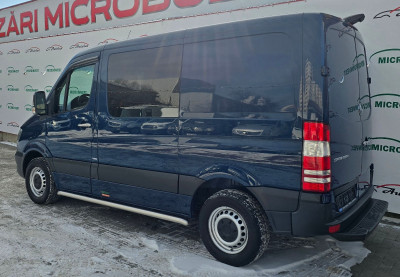 Mercedes Sprinter photo 3