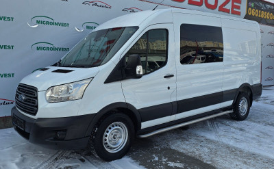 Ford Transit photo 1