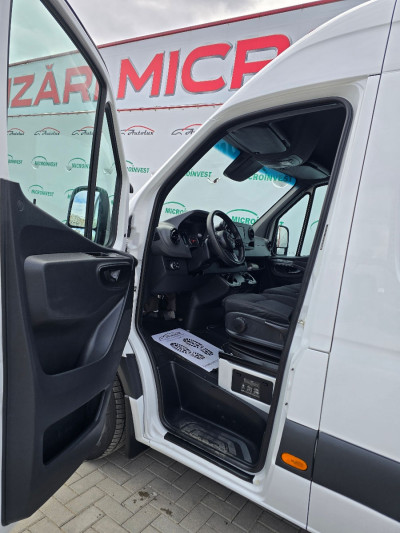 Mercedes Sprinter cu TVA photo 5