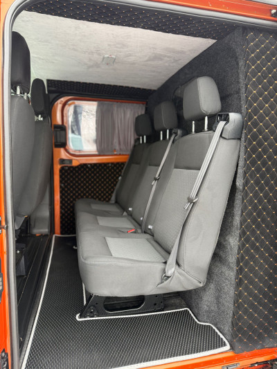 Ford Custom photo 10