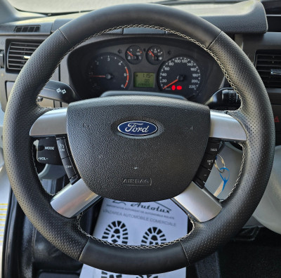 Ford Transit photo 7