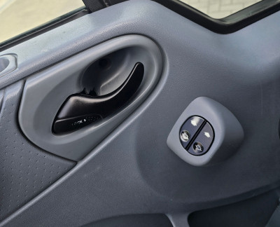 Ford Transit photo 6