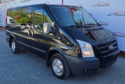 Ford Transit photo 1