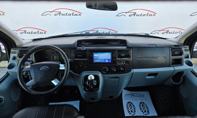 Ford Transit photo 13