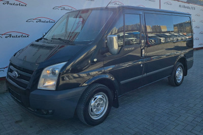 Ford Transit photo 2