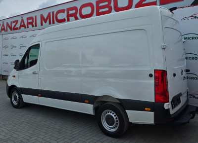Mercedes Sprinter photo 3
