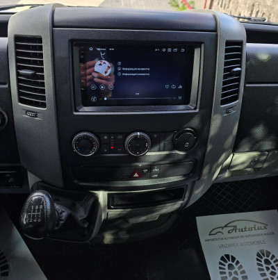 Mercedes Sprinter photo 7