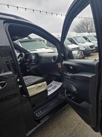 Mercedes Vito photo 7