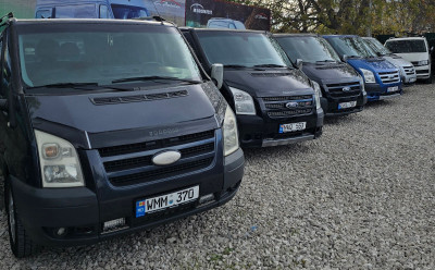 Ford Transit photo 15