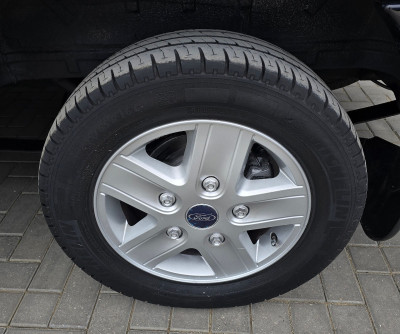 Ford Transit photo 5