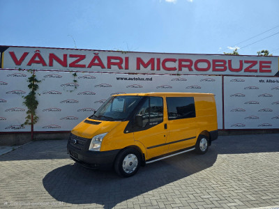 Ford Transit photo