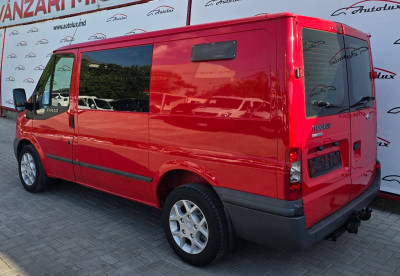 Ford Transit photo 3