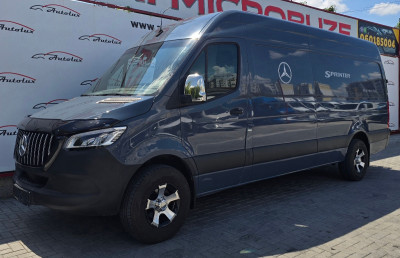Mercedes Sprinter photo 2