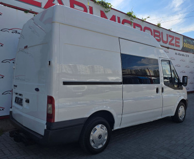 Ford Transit photo 4