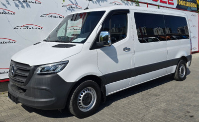 Mercedes Sprinter photo 2